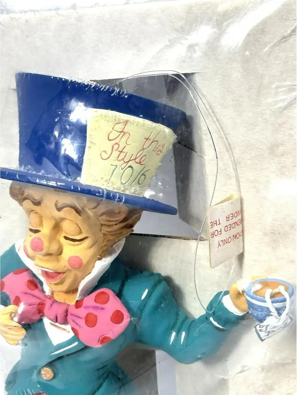 Department 56 Alice in Wonderland Mad Hatter Christmas Ornament Resin 7in Disney